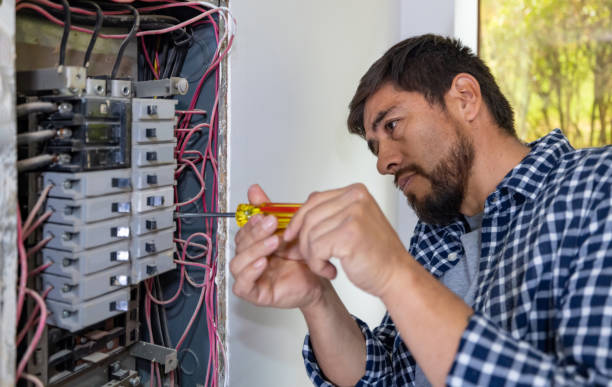 Best Emergency Electrical Repair  in Greenwood, MS